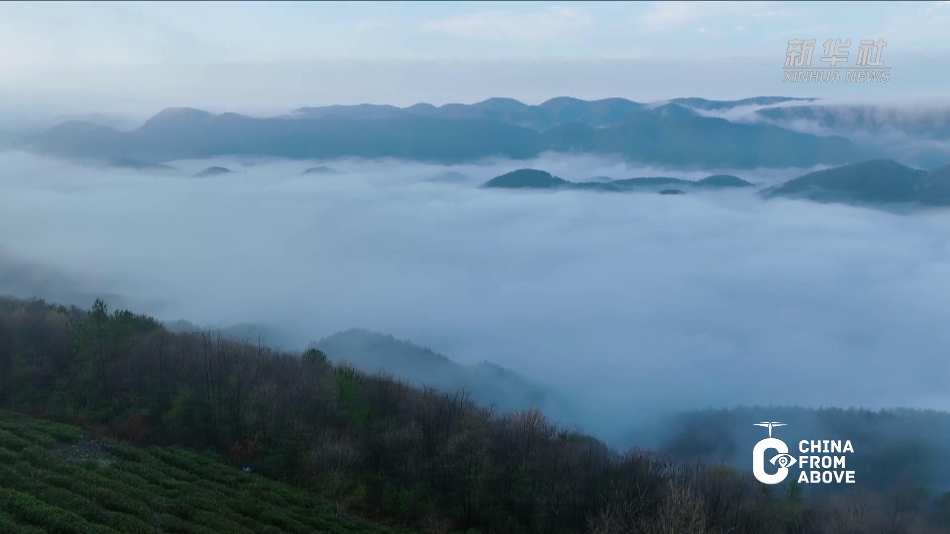 瞰中国丨湖北南漳：云绕山峦绘春色