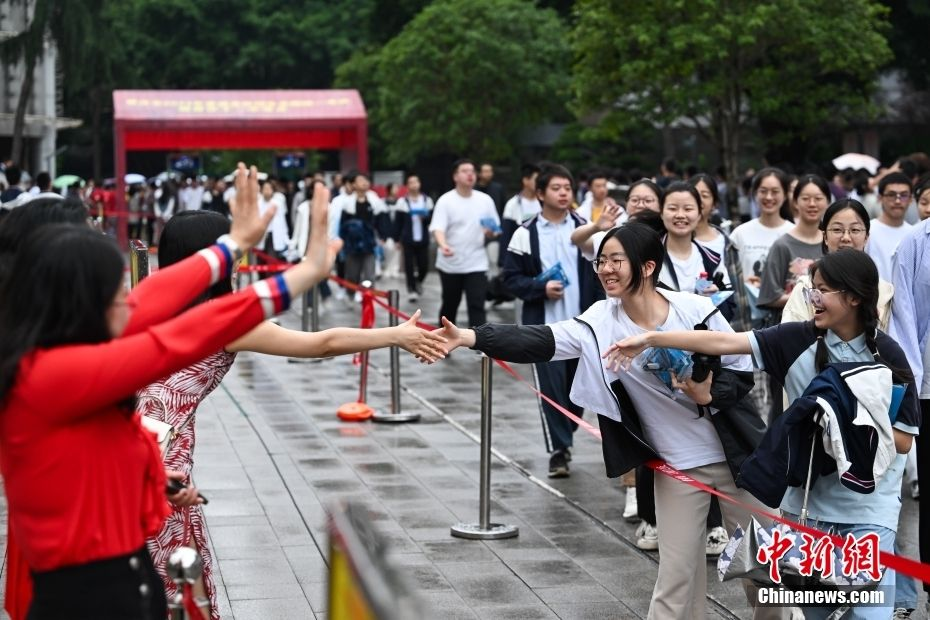 2025年高考报名陆续开启 多地要求严格资格审查